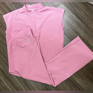 Figs Chalk Pink Set. Rafaela Top Sz XS. High Waisted Livingston Scrub Pants Sz S